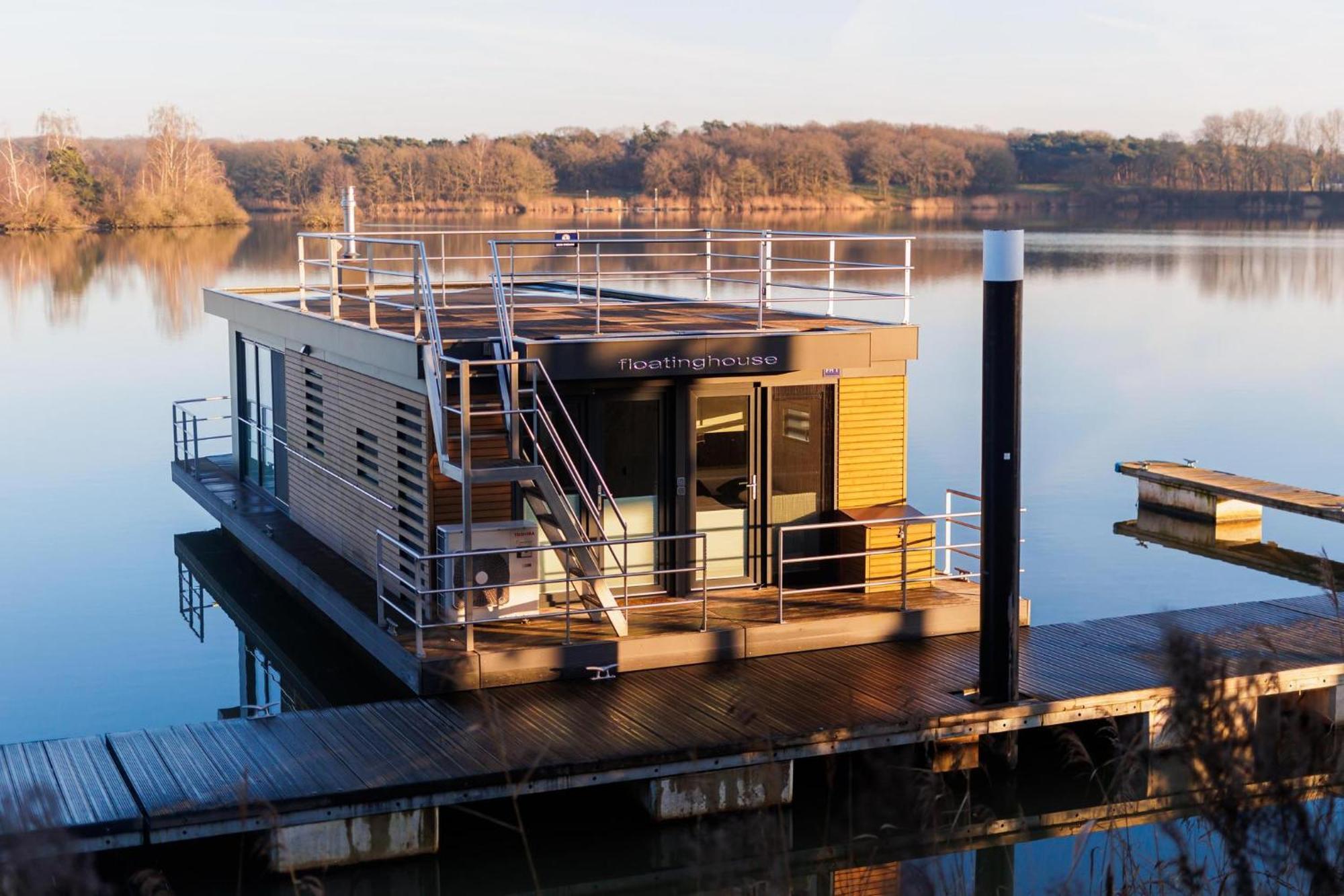 Vakantie & Resort Leukermeer Well  Exterior foto